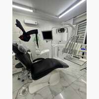 Стоматологічна установка Diplomat DC 310 NaviStom