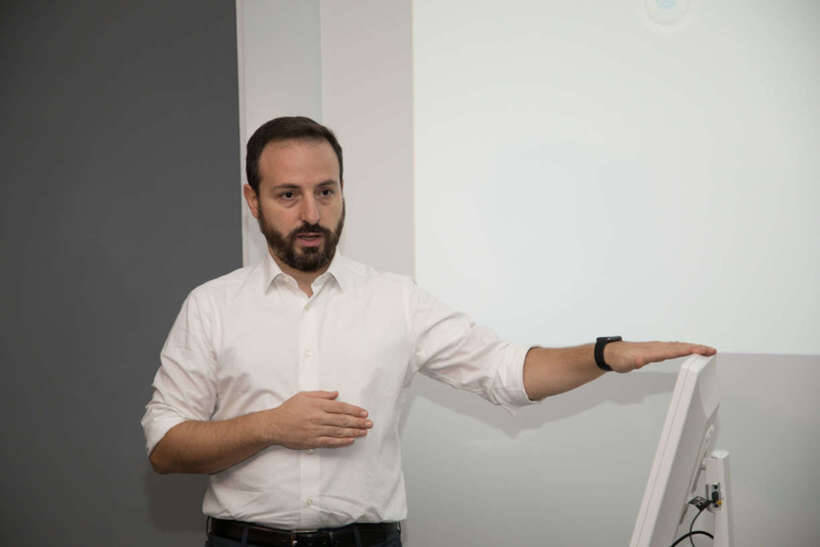 Antonino Cacioppo (Італія) NaviStom